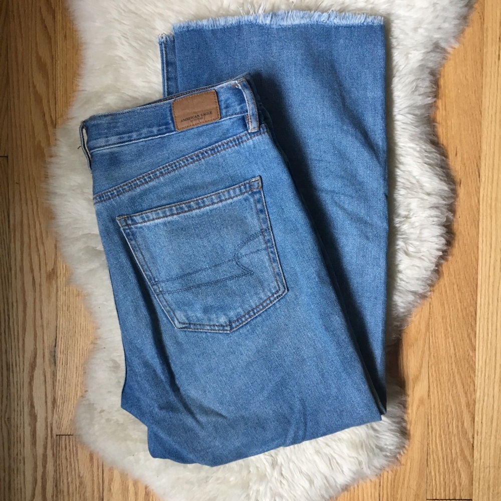Wide leg crop AE jeans size 6
